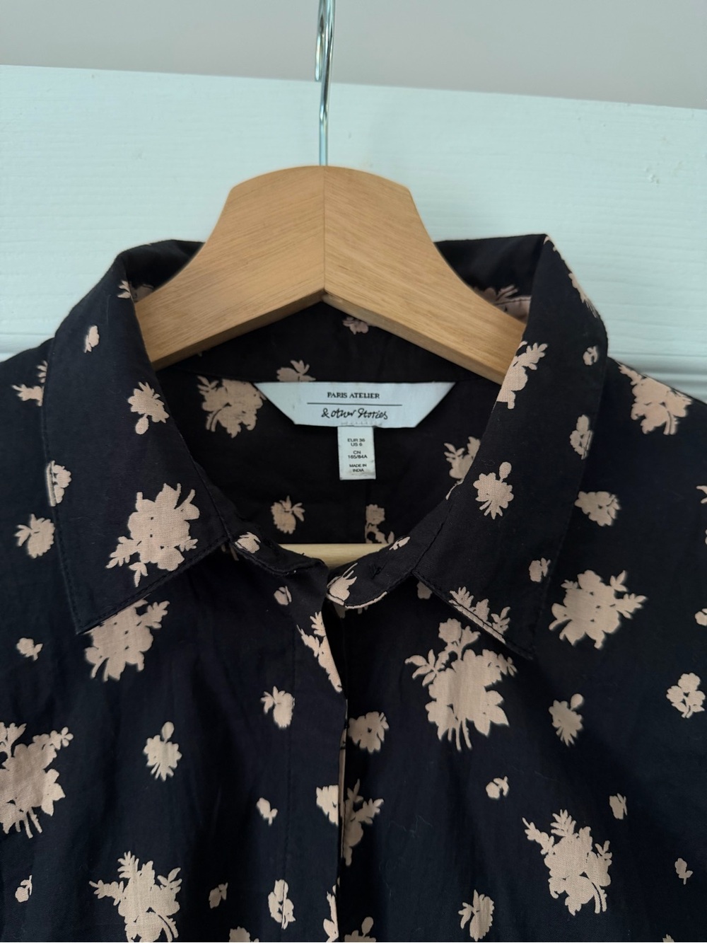 And Other Stories Black O-shaped Shirt Dress with Beige Floral Print